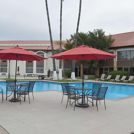 Days Inn By Wyndham Piedras Negras Zewnętrze zdjęcie