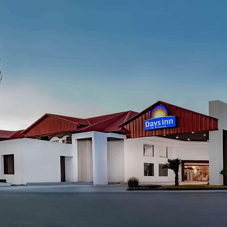 Days Inn By Wyndham Piedras Negras Zewnętrze zdjęcie