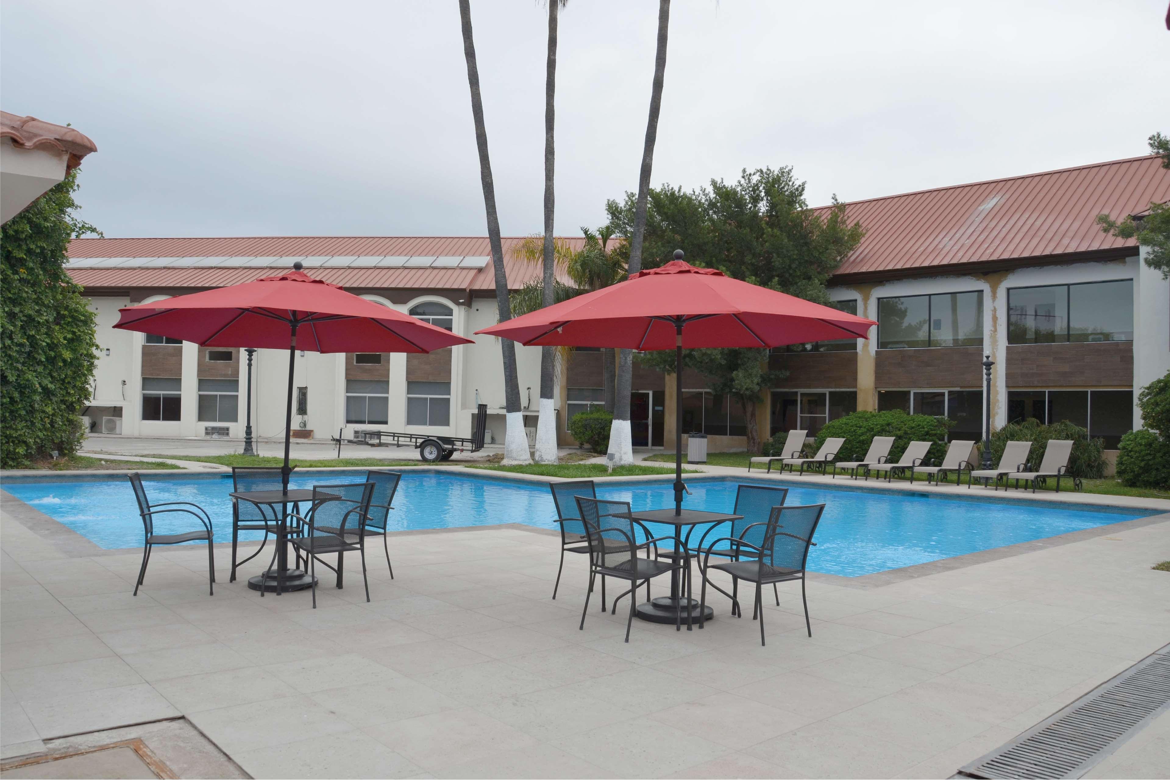 Days Inn By Wyndham Piedras Negras Zewnętrze zdjęcie