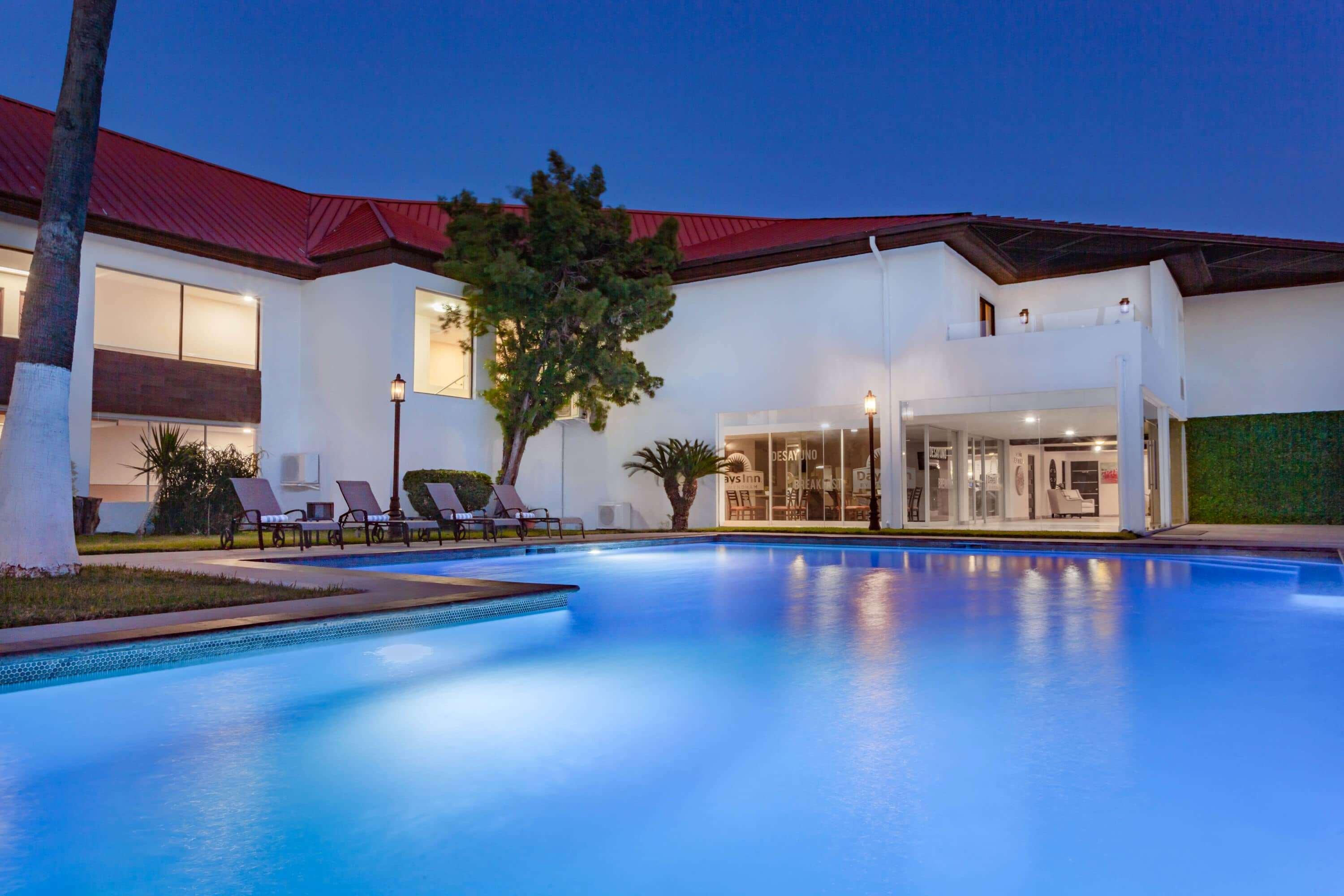 Days Inn By Wyndham Piedras Negras Zewnętrze zdjęcie